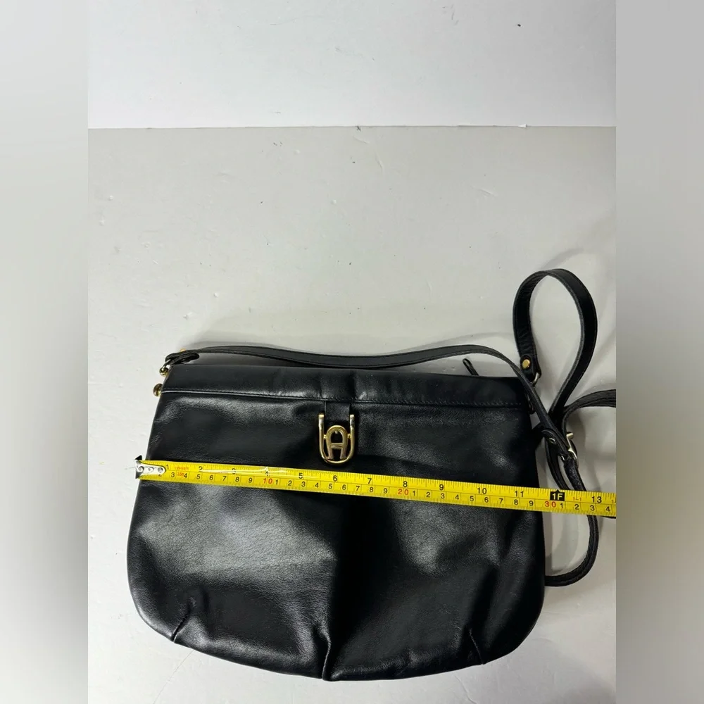 Etienne Aigner Women’s Black Genuine Leather Crossbody Shoulder Bag - Picture 9 of 9